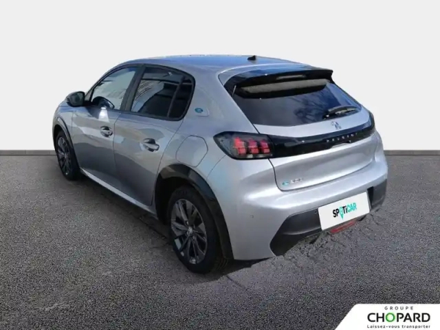 Peugeot 208 electrique 50 kwh 136ch — photo 11