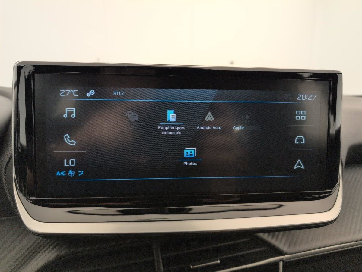 Peugeot 2008 — photo 18