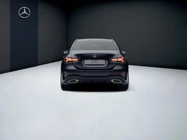Mercedes Classe A 250 e berline amg line — photo 4