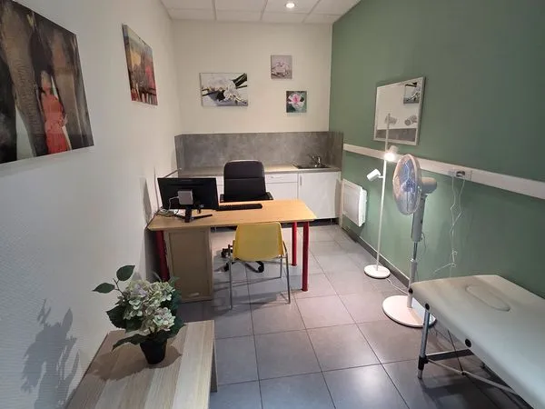 Location 1 ou 2 bureaux (cabinet médical / paramédical)