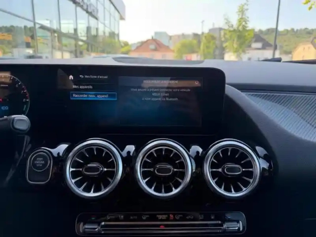 Mercedes Gla 250 e amg line — photo 38
