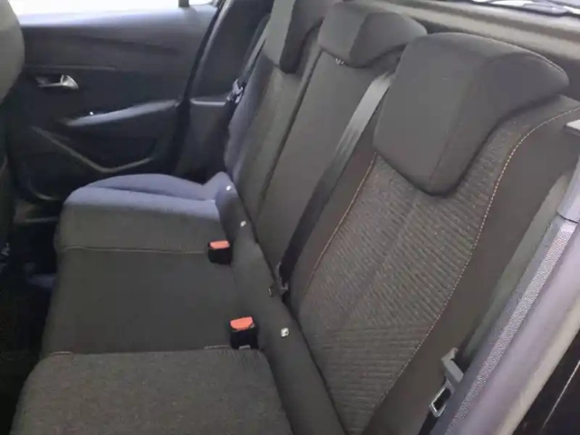 Peugeot 208 puretech 100 s&amp;s bvm6 — photo 12