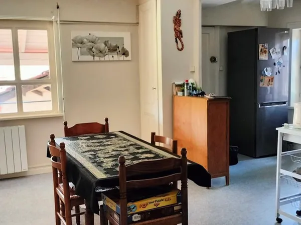 Appartement F2 centre ville