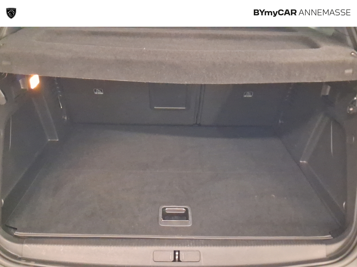 Peugeot 3008 Hybrid 225 e-EAT8 — photo 12