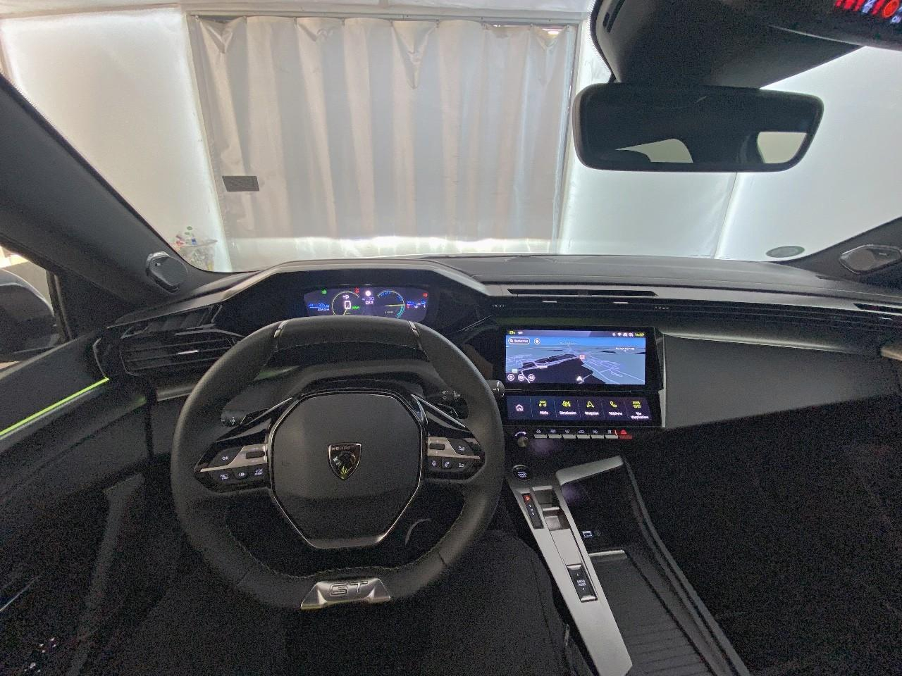 Peugeot 408 electrique 58 kwh 210 ch gt — photo 12