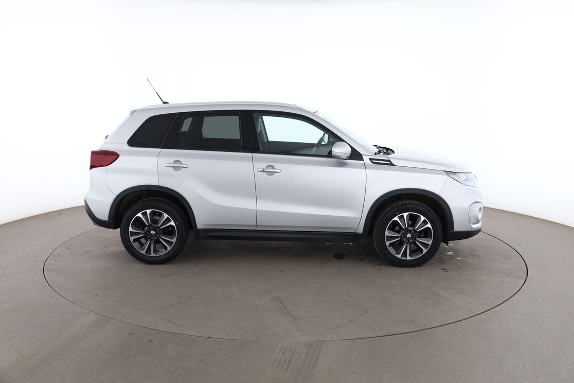 Suzuki Vitara 1.4 BoosterJet Hybrid Style Auto — photo 6