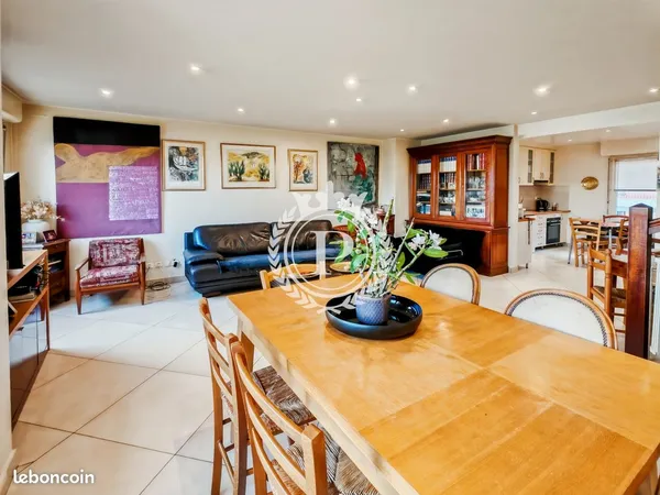 Appartement 6 pièces 110 m²