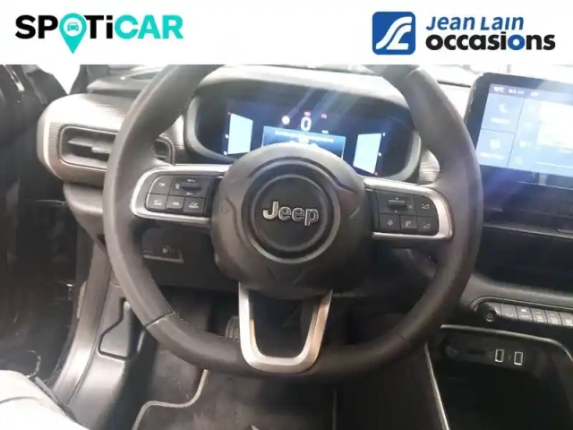Jeep Avenger 1.2 turbo t3 100 ch — photo 9