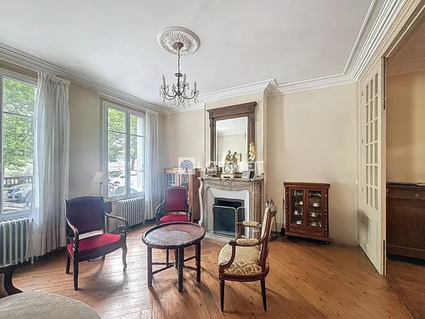 Maison 7 pièces 164 m²