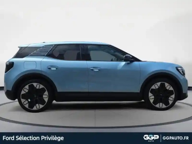 Ford Explorer 286ch extended range 79kwh pack premium rwd — photo 6