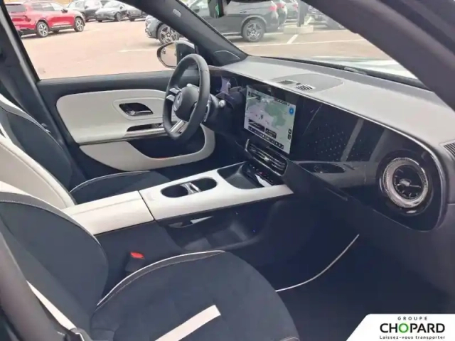 Mercedes Glb 200 — photo 13