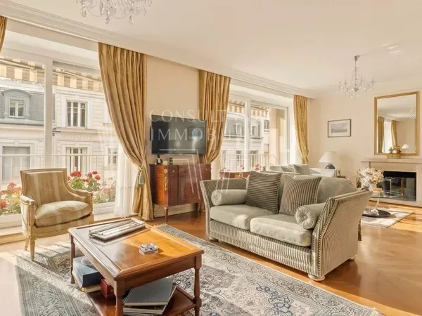 Vends maison de ville - 300 m² - 8 pièces, 5 chambres - Paris 16ème