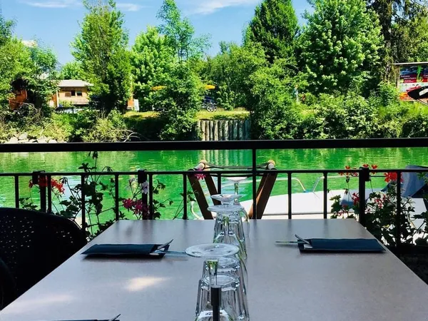 AIX LES BAINS, vente FDC superbe Restaurant Bar au bord de l