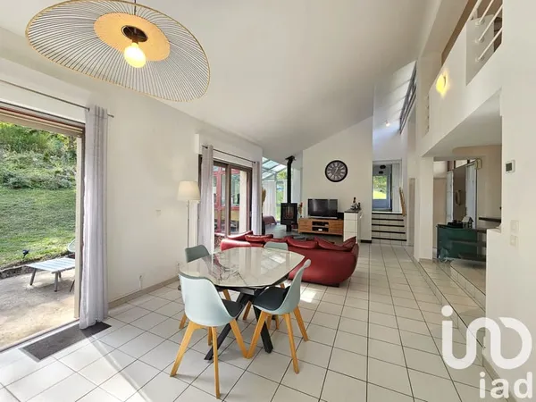 Maison 6 pièces 140 m²