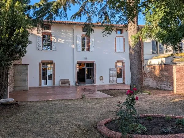 Maison familiale 240m², chaque chambre avec salle d'eau indépendante, direct particulier