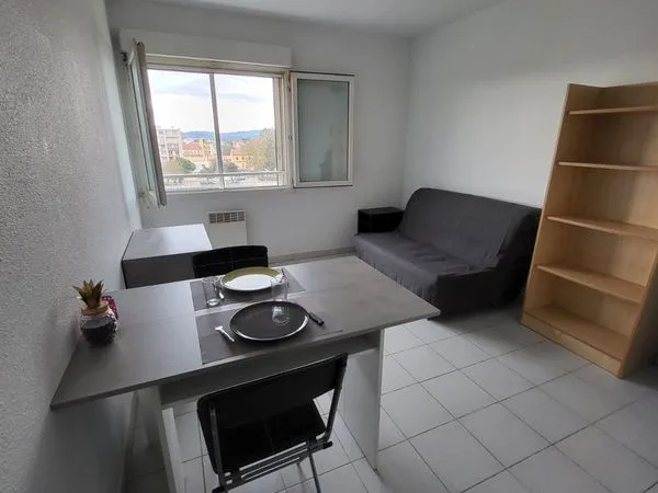 Studio meublé