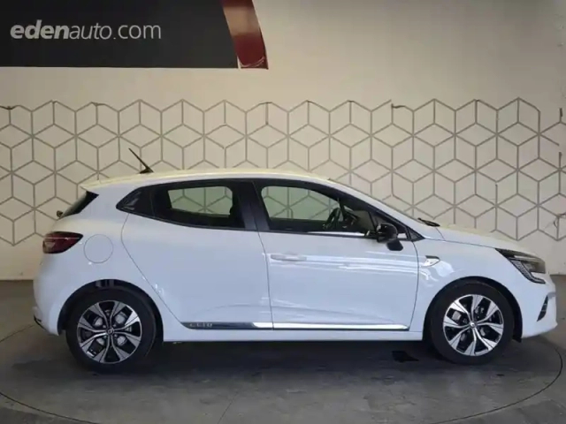 Renault Clio blue dci 100 - 21n — photo 13