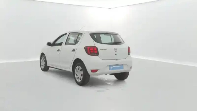 Dacia Sandero sce 75 — photo 3