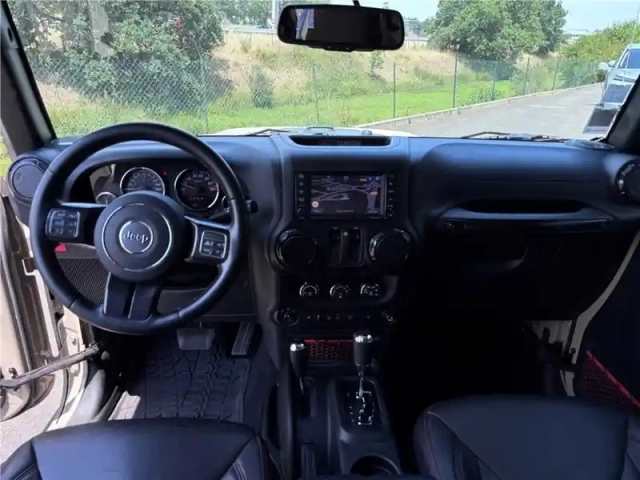Jeep Wrangler v6 3.6 pentastar 284 - 4x4 rock trac bva — photo 14
