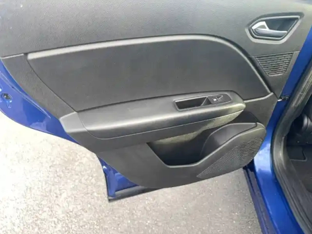 Renault Captur tce 100 gpl - 21 — photo 24