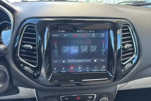 Jeep Compass 1.4 i multiair ii 140 ch bvm6 — photo 19