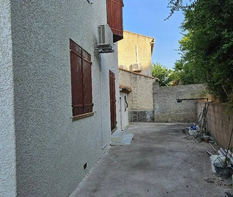 Photo 3