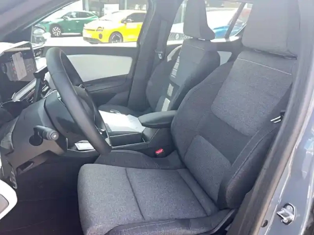 Renault 4 renault  e-tech electrique 150 ch autonomie confort — photo 5