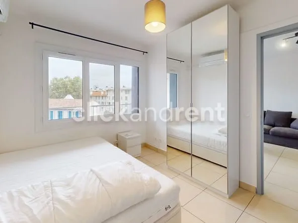 Chambre meublée dans grand T5 meublé de 80 m² - Toulon (83200)