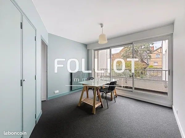 Bureaux 15 m² FOUGERES