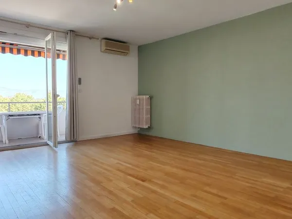 Appartement T4 trés Lumineux et Vue Dégagée