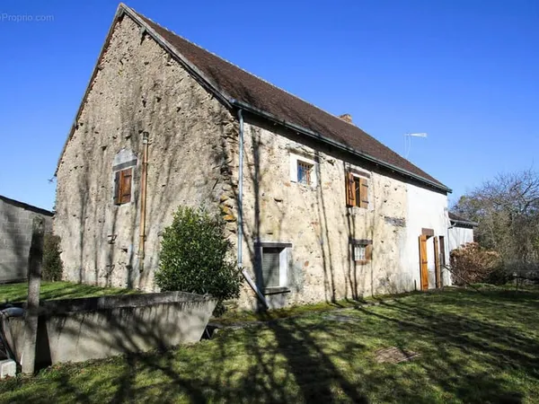 A VENDRE - Maison 7 Pièces à Chaillac