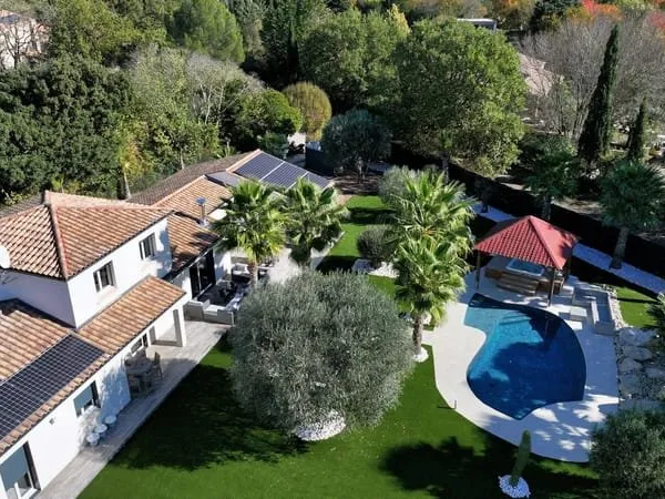 Villa moderne et fonctionnelle à Assas