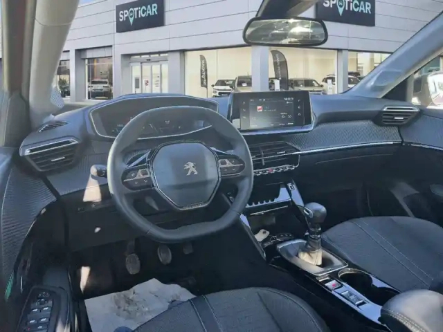 Peugeot 208 puretech 100 s&amp;s bvm6 — photo 10
