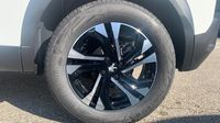 Peugeot 2008 1.2 PureTech 130ch S&S Allure — photo 11