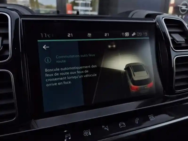 Citroën C5 Aircross hybrid 225 ë-eat8 business + — photo 21