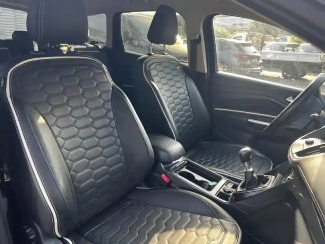 Ford Kuga 1.5 flexifuel-e85 150ch stop&amp;start vignale 4x2 euro6.2 — photo 13