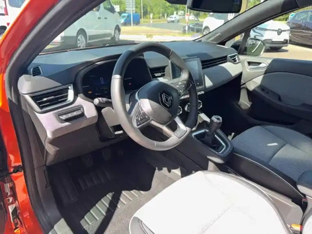 Renault Clio tce 90 — photo 9