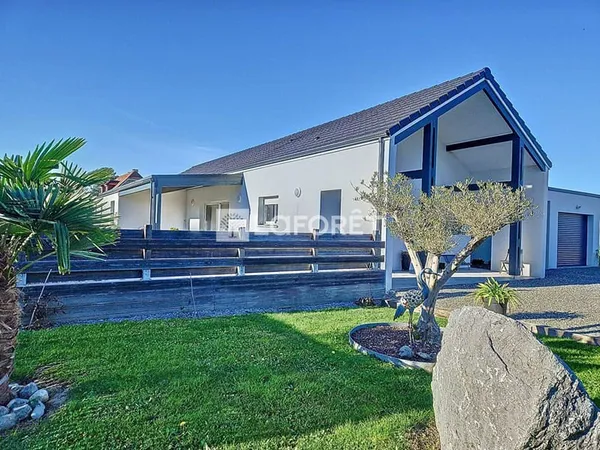 Maison de plain-pied 6 pièces 153 m²