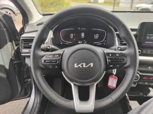 Kia Stonic 1.0 t-gdi 100ch active dct7 — photo 10