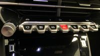 Peugeot 2008 1.2 Hybrid 145ch Allure e-DCS6 — photo 26