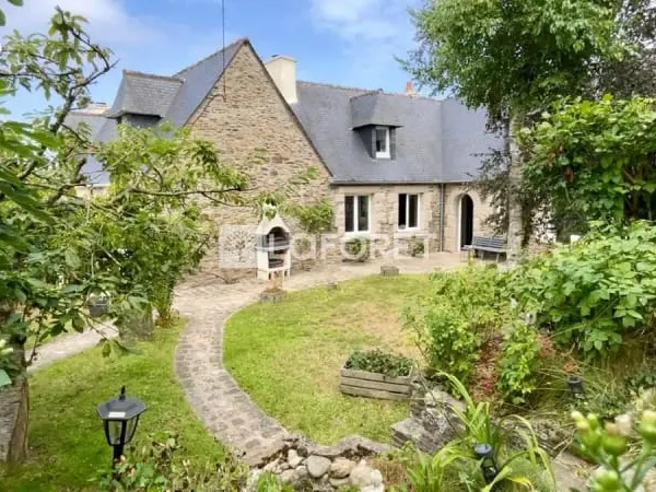 2 MAISONS à LANGOAT - 10 pièce(s) - 120m² et 80m²