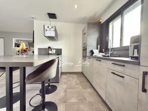 Maison moderne de plain-pied - 3 chambres - Jardin - Garage