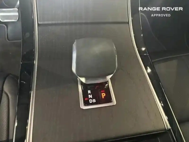 Land Rover Range Rover evoque 1.5 p270e phev 269ch dynamic se — photo 14