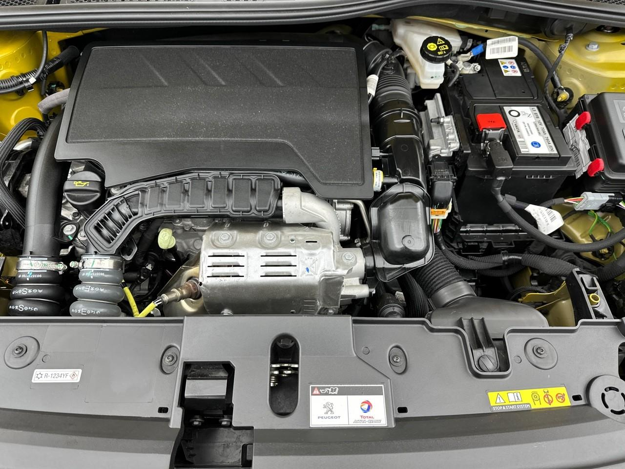 Peugeot 208 puretech 100 s&s bvm6 allure — photo 15