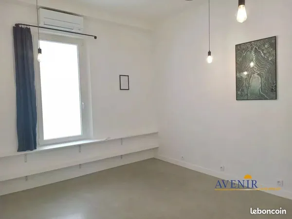 Bureaux 18 m² Marseille 11ème