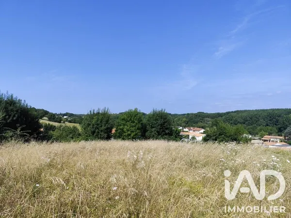 Terrain 5844 m²