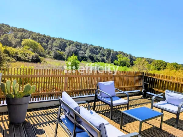Maison 7 pièces 180 m²
