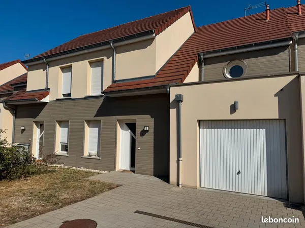 Maison 4 pièces 98m2 Année 2012