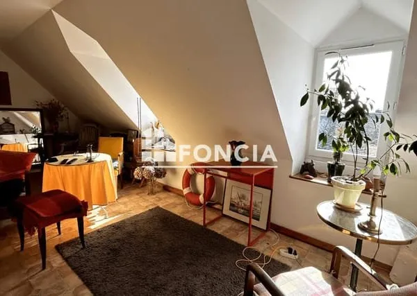 ILE DE NOIRMOUTIER - APPARTEMENT AU 2EME ETAGE DANS LA RUE PIETONNE