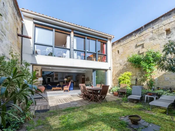 Vends maison de caractère ancien chai réhabilité